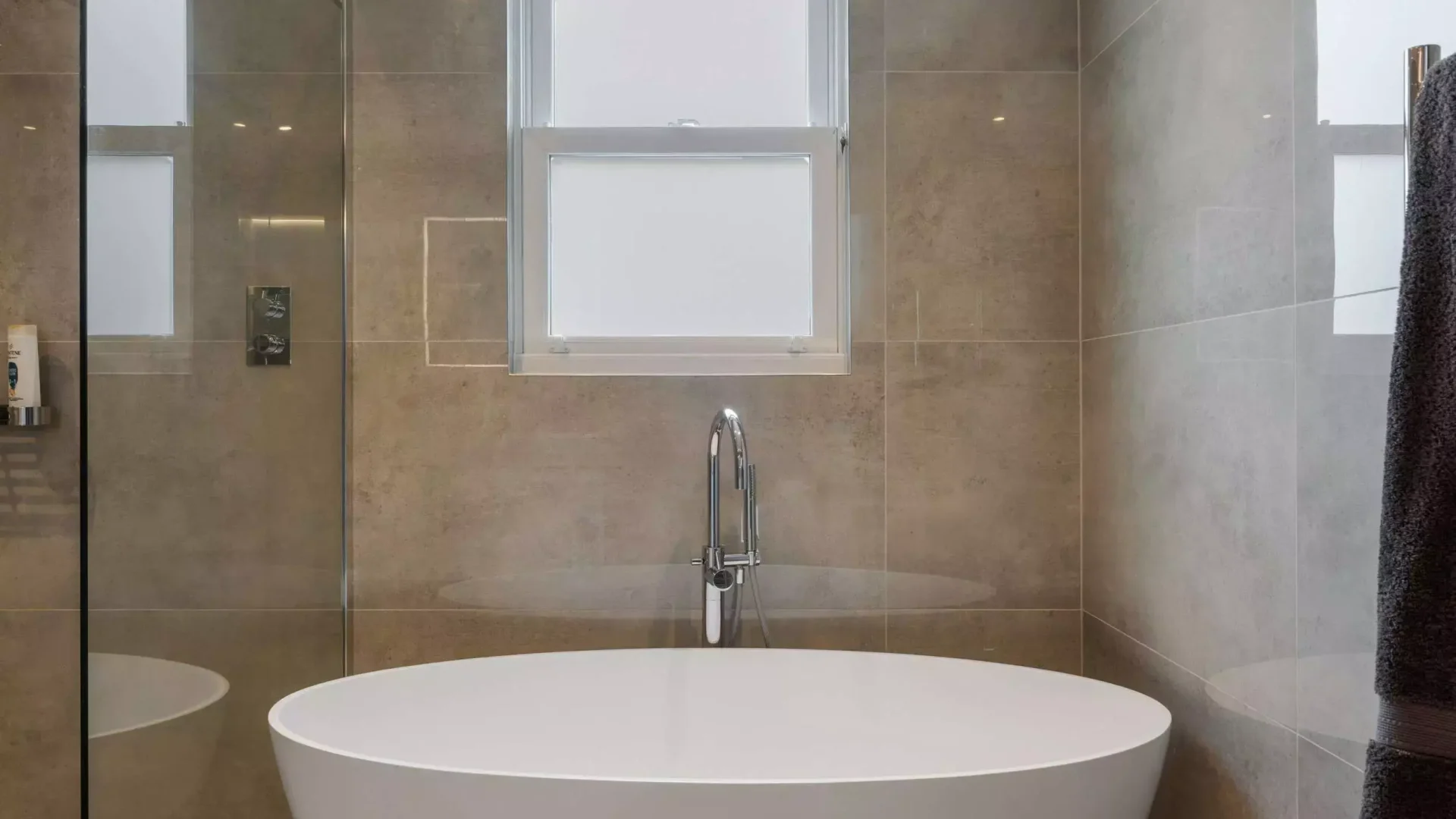 133-Fawe-Park-Road-SW15-2EG-20