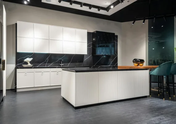 Virtual Kitchen Showrooms vs. AI Kitchen Design Tools: Which Delivers Better Results?